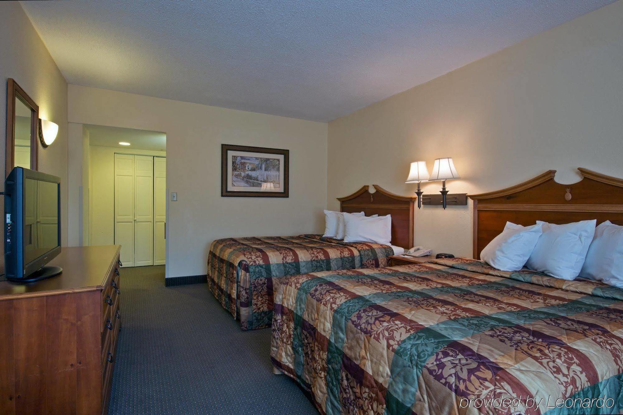 Country Inn & Suites By Radisson, Williamsburg East Busch Gardens , Va Номер фото